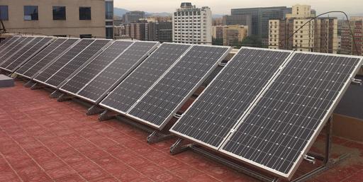 太陽能電池板66